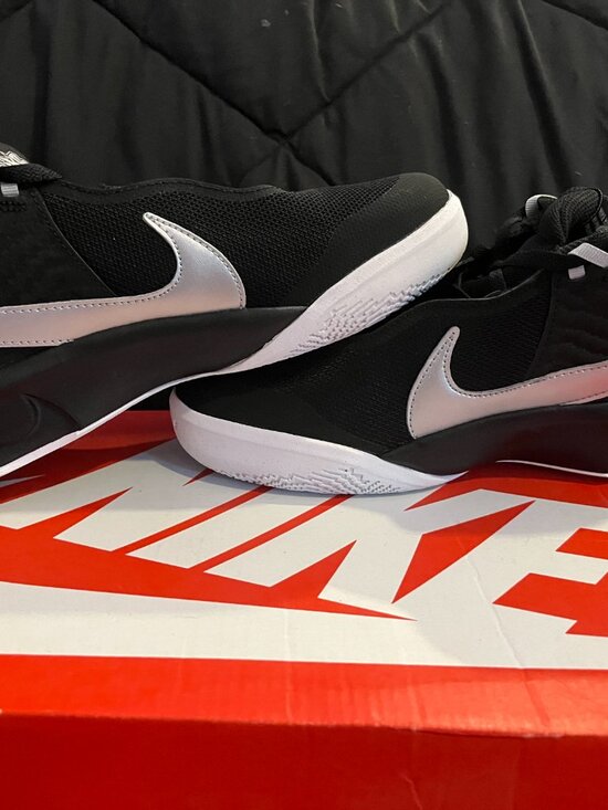 Nike Preschool Kids Team Hustle D 11 Basketball Shoe | Academy 🔥 Nike Team Hustle Basketball Shoes Black 6Y Youth Brand New No Box 🔥